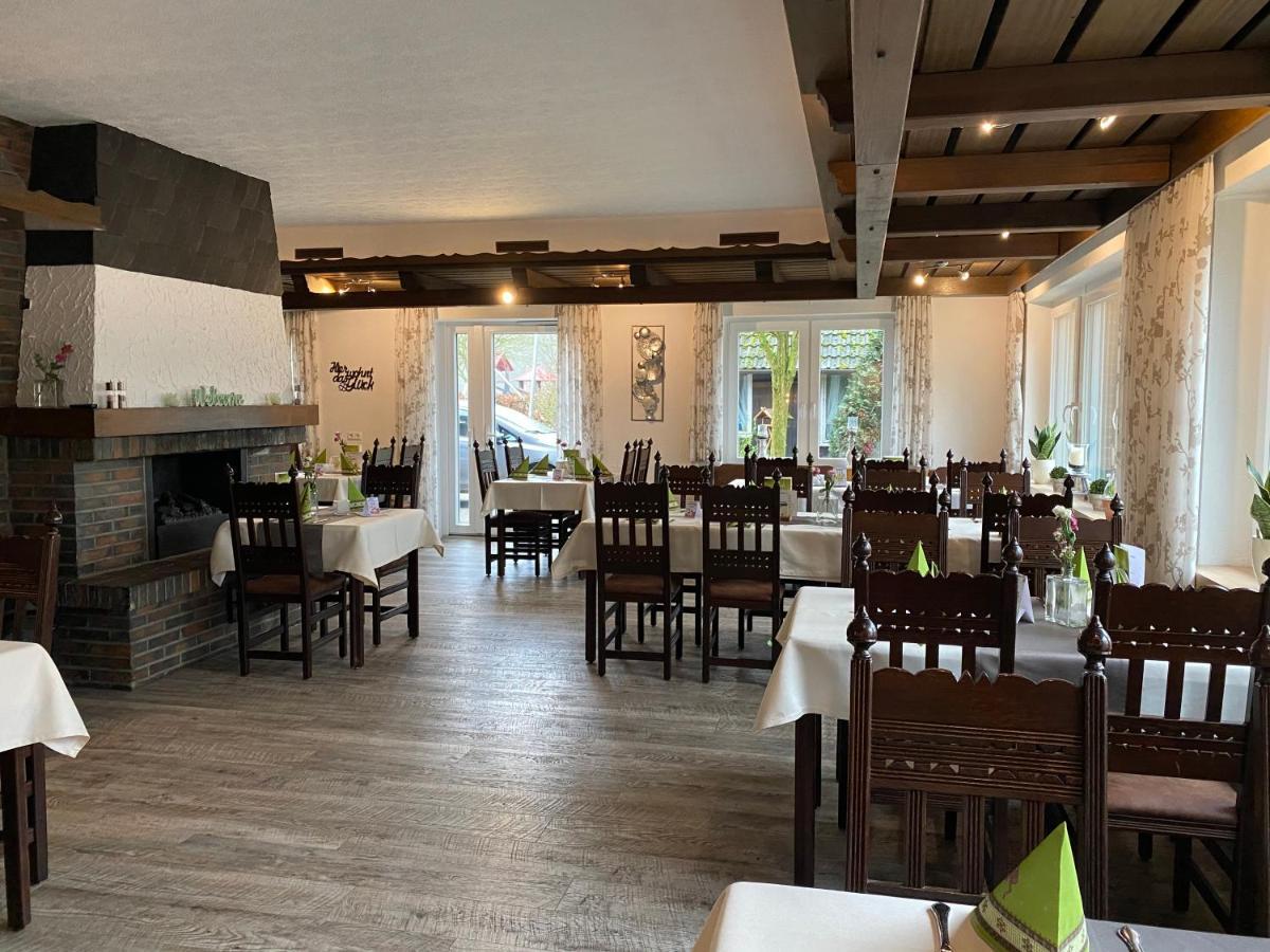 Gasthof Zum Dorfkrug Molbergen Esterno foto