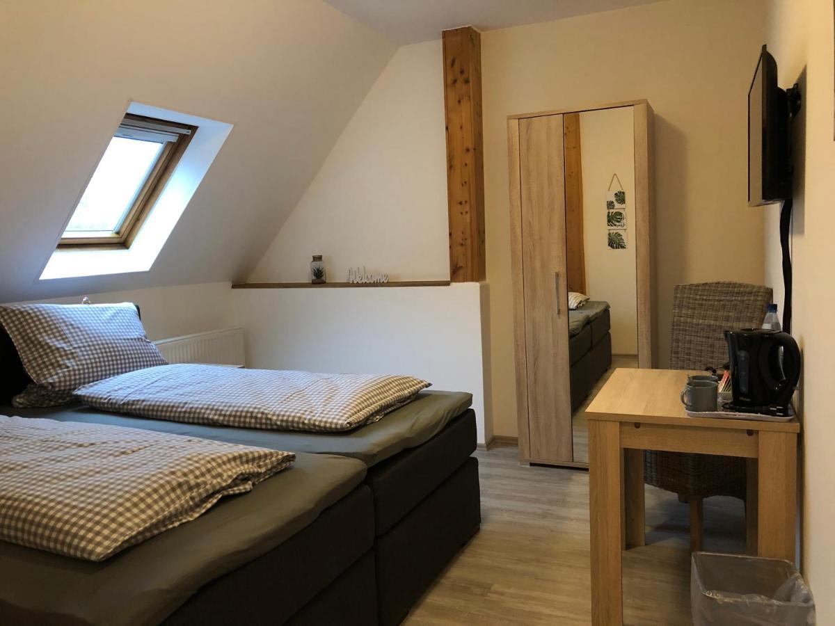 Gasthof Zum Dorfkrug Molbergen Esterno foto